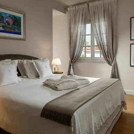 Affluent In Vabriga With Artistic Interiors Pool Villa Tar-Vabriga